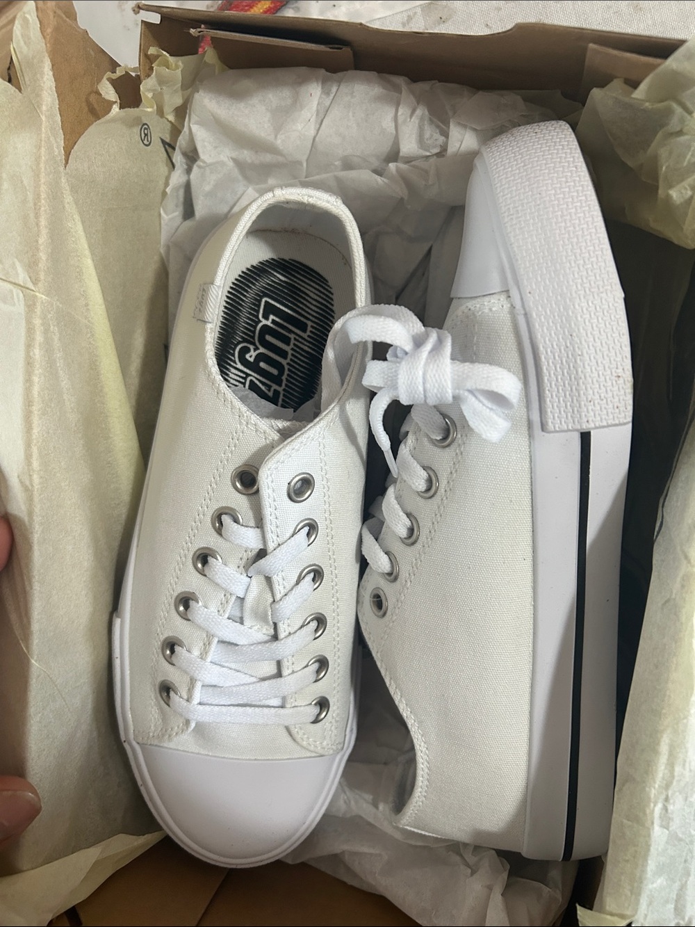 Lugz Women's White Low-Top Canvas Platform Sneakers